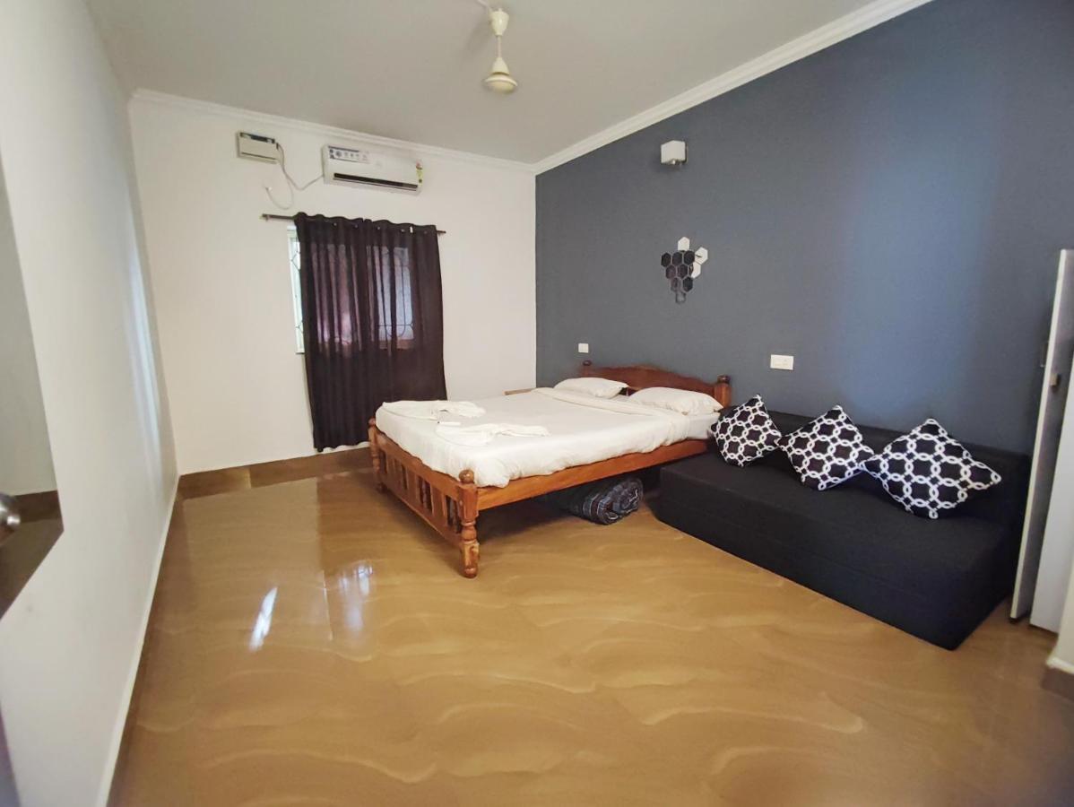 Candolim Glitter Sand Εξωτερικό φωτογραφία